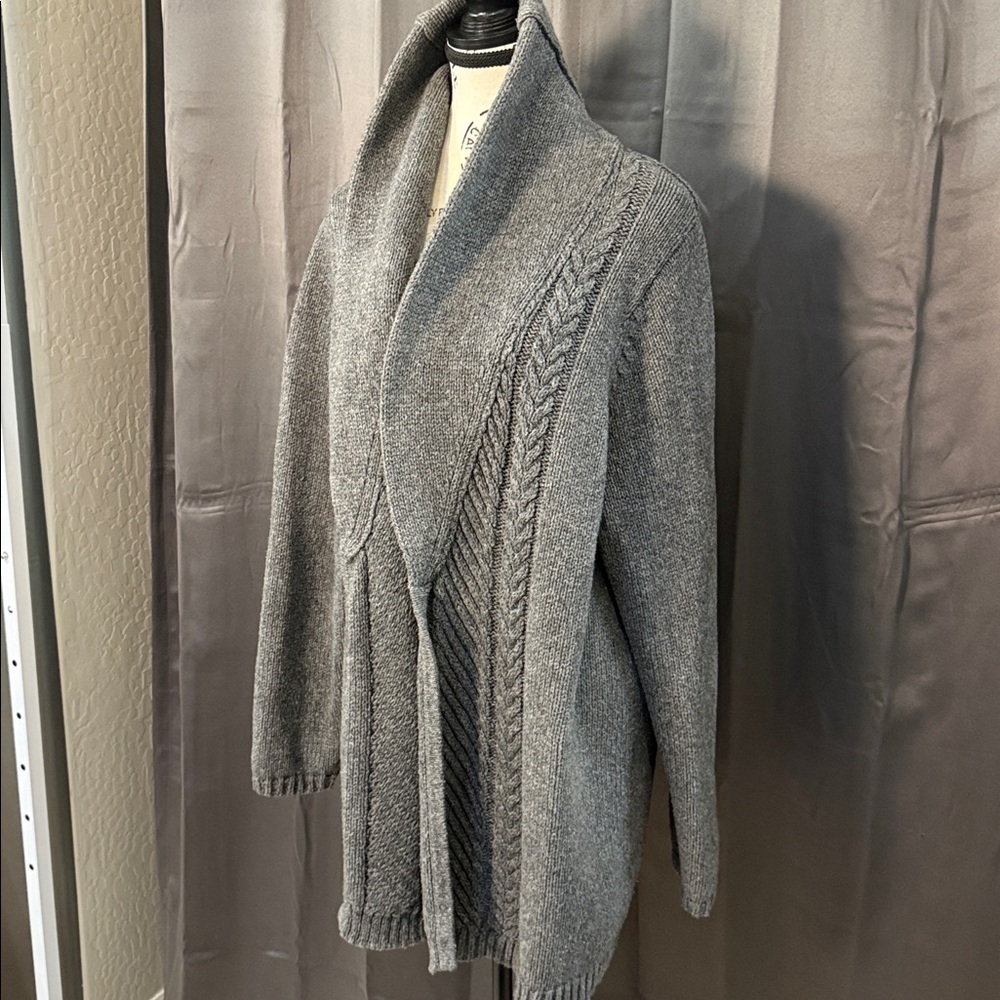Lands' End Women's Gray Cardigan Sweater - Picture 2 of 10